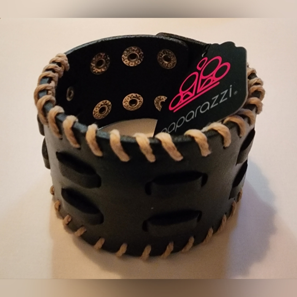NWT Paparazzi bracelet